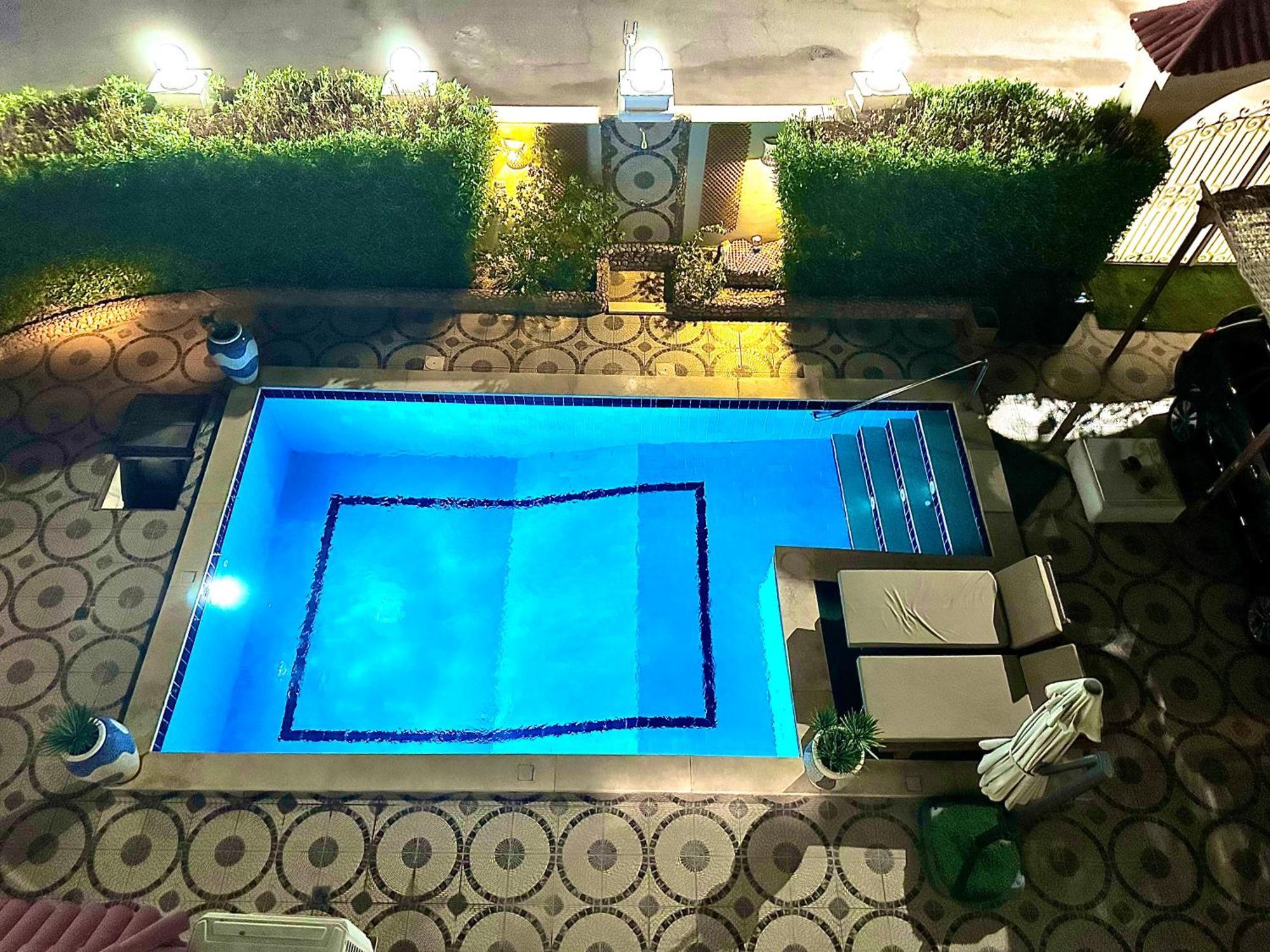 Holiday home Ground Floor In With Private Pool And Private Garden